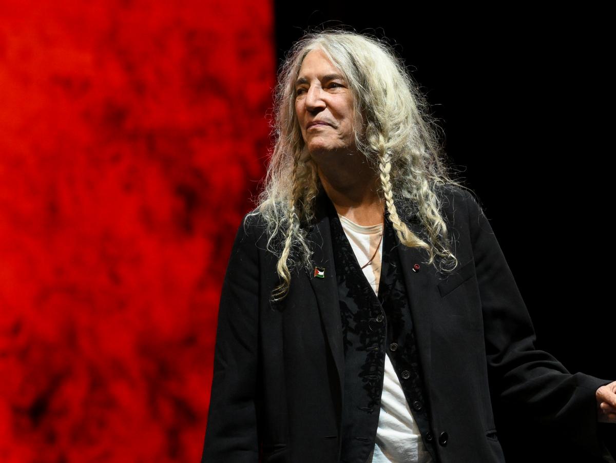 Patti Smith, 79 años, sobre Pedro Sánchez: "Si quiero oír a alguien inteligente y compasivo, escucho al presidente de España"