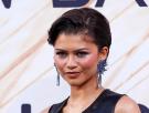 Pestañas de araña, la tendencia a la que se ha sumado Zendaya y que divide internet