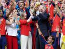 La infanta Sofía lo vuelve a hacer: su emoción al levantar la copa del mundo con los jugadores
