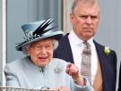Isabel II presionó para que su hijo, el expríncipe Andrés, obtuviera el cargo por el que acabó detenido