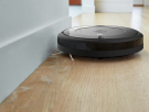 Una startup lanza un robot doméstico que promete hacerte la colada y la cama por 7.000 euros: "Un Roomba con brazos"