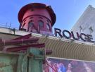 Se derrumban las aspas del Moulin Rouge de París