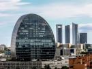 La CNMV suspende la cotización del BBVA por la OPA al Sabadell y a la espera del Consejo de Ministros