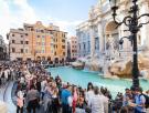 Un ministro italiano pide prohibir el término "turismo masivo" y muchos estallan: "No le corresponde decidir cómo habla la gente"