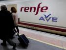 Renfe revela el pedal oculto en los trenes que activa el mecanismo de emergencia del 'hombre muerto'