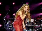 Un vestuario que renovar cada día, meticulosidad, dos lavadoras y otros detalles: el 'show' de Shakira, desde dentro