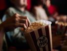 Intentan entrar al cine con comida y bebida de fuera, les prohíben la entrada y cae una multa inmediata de 12.000 euros