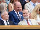 Las cámaras enfocan a Felipe VI durante la final de Alcaraz en Wimbledon y no se pierden quién está sentada justo detrás