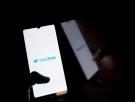 8 horas al día respondiendo desde Kenia a hombres que creen hablar con creadoras de OnlyFans: así trabajan por 400 dólares al mes los nuevos 'chatters' de la industria del contenido adulto