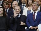 Hay quien se está fijando en las caras de Florentino Pérez y Ayuso en este momento JUSTO del 'Clásico'