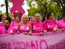 Un recorrido en 10 imágenes de la manifestación en Sevilla contra la gestión del cribado del cáncer de mama