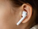 Un otorrino avisa: si usas este tipo de auriculares, hay algo que debes saber