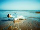 Descubren un mensaje en una botella de 30 años con una petición conmovedora y activan una búsqueda por todo lo alto para dar con su dueña