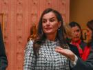 El conjunto solidario con el que Letizia vuelve a dejar claro su apoyo a las víctimas de explotación sexual