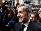 Cama dura, biblia y abucheos: Sarkozy relata su "calvario" de 20 días en prisión