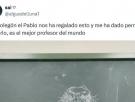 Un profesor arrasa con lo que ha dibujado a sus alumnos en la pizarra: es toda una obra de arte