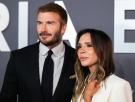 Dardos, un desmentido y una ausencia cada vez más evidente: la Navidad más amarga de David y Victoria Beckham