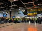 Plante, lanzamiento de chalecos y avisos legales: máxima tensión en la reunión entre maquinistas de Rodalies y el presidente de Renfe
