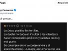 Se queja por un comentario racista de la dueña de un restaurante: la respuesta no puede ser más surrealista