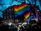 La homofobia de Trump: retira la bandera arcoíris del monumento nacional de Stonewall, cuna del movimiento LGTBI