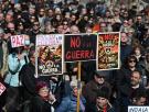 España sale a la calle para decir 'No a la guerra' en Oriente Medio, en imágenes