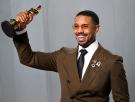 Michael B. Jordan le arrebata el Oscar a Chalamet y se marcha a celebrarlo en una hamburguesería