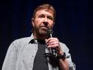 Chuck Norris fue el héroe de muchos chistes célebres: ahora las redes se vuelcan recordándolo