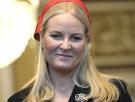Mette-Marit de Noruega da la sorpresa ante sus primos, Felipe y Matilde de Bélgica, tras su entrevista y el gesto de Haakon