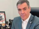 Pedro Sánchez publica un vídeo en su despacho y muchos captan la imagen que aparece detrás