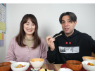 Una japonesa explica los modales que los españoles rompen en Japón: “Aquí dan manuales a los empleados para aprender a comportarse en una comida de trabajo”