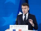 La historia que hay detrás del regalo de un cuadro de 'Porco Rosso' que ha recibido Macron del cineasta Hayao Miyazaki