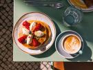 Los vecinos de Barcelona piden acabar con los 'brunch' mientras recuperan el esmorzar de forquilla, el desayuno obrero catalán del siglo XIX