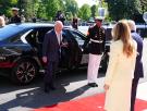 Carlos III se lleva todos los aplausos de los expertos en protocolo por hacer esto al darle la mano a Trump