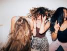 Los 11 comportamientos de la Generación Z que más estresan a los 'millennials'