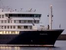El MV Hondius llega al puerto de Granadilla de Tenerife ante la expectación del mundo