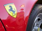 Un suizo se sale de la carretera con su Ferrari, lo abandona medio destrozado, vuelve a casa y luego no dice ni una sola palabra