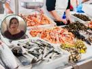 Fin a una gran ansiedad generacional: la hija de una pescadera da la guía definitiva para saber qué y cómo comprar en el mercado