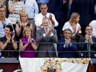 Felipe VI va a Las Ventas en San Isidro y llama la atención quién está sentada un poco más arriba