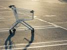 Vanessa, joven de 19 años, empuja un carrito de la compra y ahora tiene que pagar una multa de 140 euros
