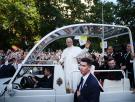 La vigilia de León XIV en la Plaza Lima y el auge de la religión entre los jóvenes: "La fe es lo más importante de mi vida"