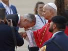 Juan José Millas destaca un detalle de lo que hizo Felipe VI con el papa tras la avería del avión