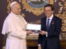 Almeida obsequia de León XIV con las Llaves de Oro Madrid: todos los nombres obsequiados con el mayor reconocimiento de la capital