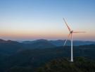 Un pueblo de 650 habitantes no tenía ni 500 euros para las luces de Navidad en 2012: hoy su comarca acumula 100 millones gracias a 279 molinos de viento