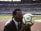 6 millones de dólares por una camiseta: la del 1958 con la que Pelé empezó su reinado sale a subasta justo antes de la final del Mundial 2026