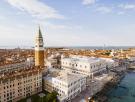 "¿Has terminado?": indignación en Venecia tras grabar a una turista esparciendo cenizas en la dársena de San Marcos