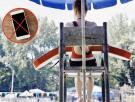 Italia aprieta a sus socorristas tras varios rescates retrasados por mirar el móvil: prohibido usarlo salvo emergencia y auriculares solo en una oreja