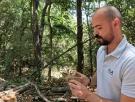 Albert Vila, instructor de supervivencia: "Hay gente cuya fórmula de felicidad es 10.000 euros al mes y todo lujo. Mi fórmula es vivir en el bosque, levantarme con los pajaritos"