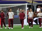 Los jugadores de la Selección ven la predicción del público del Portugal-España en una pantalla: la reacción es para verla