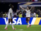 El vacile de Cucurella a Nico Williams tras el 'peor regate' de la historia