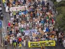 La imagen que indigna a Palma: ni 500 personas para la protesta contra la masificación, pero sí más de 3.000 para un concierto
